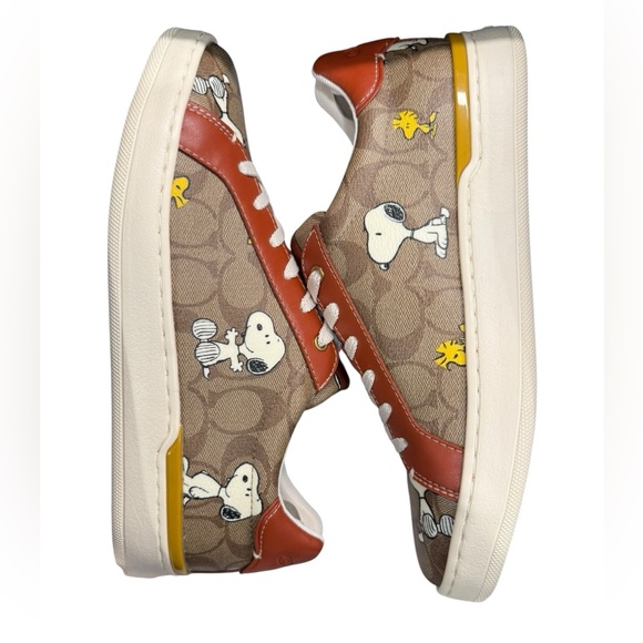 New in Box Women’s size 9 Coach Brown and Yellow Snoopy and Tweety Tie Up Flats - Picture 1 of 6